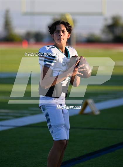 Thumbnail 3 in Sweetwater @ Olympian photogallery.