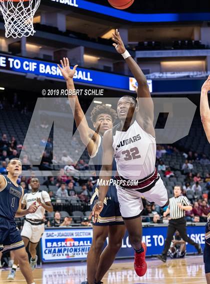 Thumbnail 1 in Central Catholic vs. Weston Ranch (CIF SJS D3 Final)  photogallery.