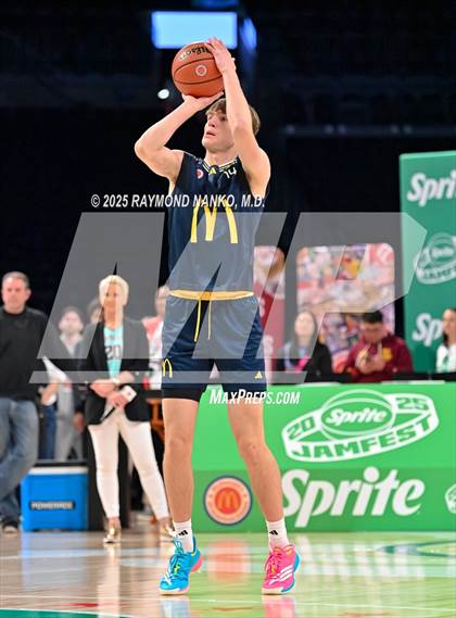 Thumbnail 3 in McDonald's All American Games (Jamfest Shootout)   photogallery.