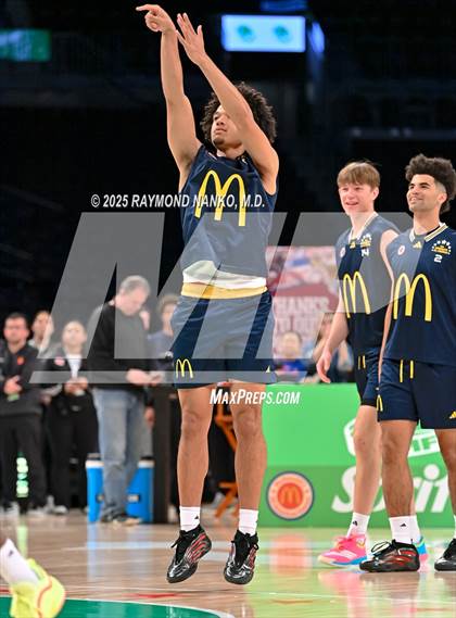 Thumbnail 1 in McDonald's All American Games (Jamfest Shootout)   photogallery.