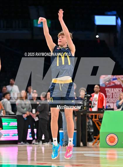 Thumbnail 1 in McDonald's All American Games (Jamfest Shootout)   photogallery.