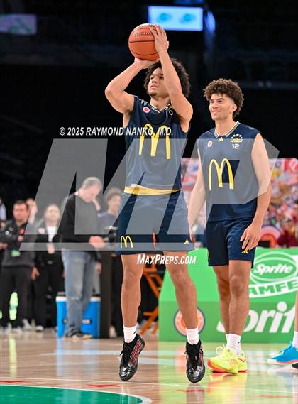 Thumbnail 1 in McDonald's All American Games (Jamfest Shootout)   photogallery.