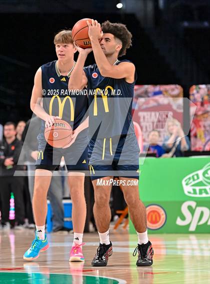 Thumbnail 1 in McDonald's All American Games (Jamfest Shootout)   photogallery.