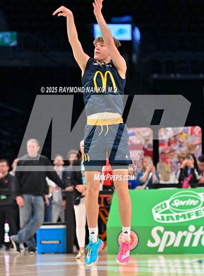 Thumbnail 2 in McDonald's All American Games (Jamfest Shootout)   photogallery.