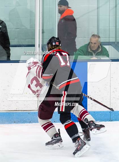 Thumbnail 2 in Pope Francis vs Arlington (MIAA Division 1A play-In) photogallery.