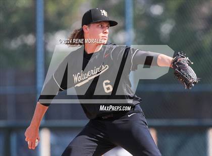 Thumbnail 2 in Chaminade vs Harvard-Westlake photogallery.