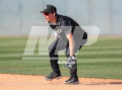 Thumbnail 2 in Chaminade vs Harvard-Westlake photogallery.