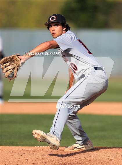 Thumbnail 1 in Chaminade vs Harvard-Westlake photogallery.