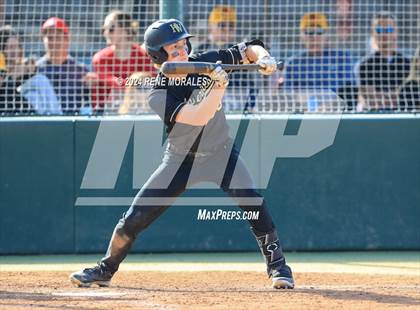 Thumbnail 3 in Chaminade vs Harvard-Westlake photogallery.