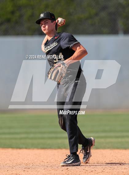 Thumbnail 2 in Chaminade vs Harvard-Westlake photogallery.