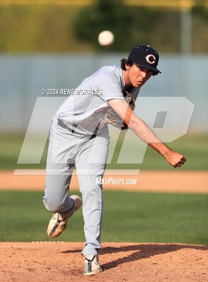 Thumbnail 1 in Chaminade vs Harvard-Westlake photogallery.