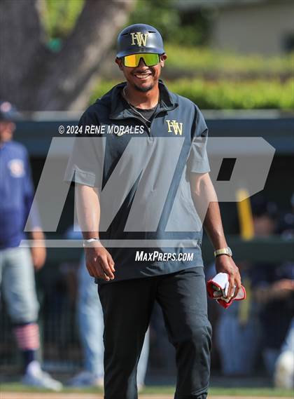 Thumbnail 2 in Chaminade vs Harvard-Westlake photogallery.