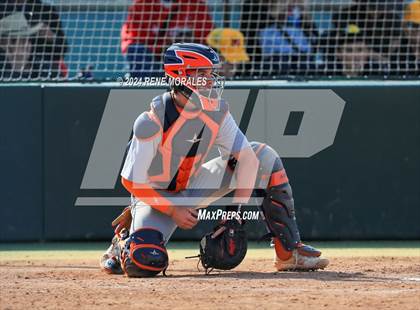 Thumbnail 2 in Chaminade vs Harvard-Westlake photogallery.