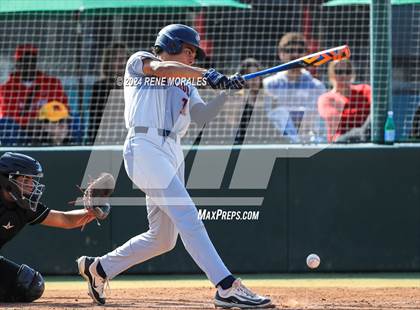 Thumbnail 1 in Chaminade vs Harvard-Westlake photogallery.