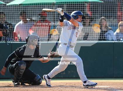 Thumbnail 1 in Chaminade vs Harvard-Westlake photogallery.