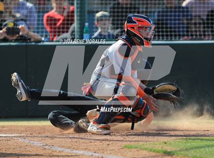 Thumbnail 3 in Chaminade vs Harvard-Westlake photogallery.
