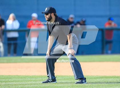 Thumbnail 3 in Chaminade vs Harvard-Westlake photogallery.