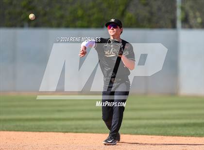 Thumbnail 3 in Chaminade vs Harvard-Westlake photogallery.