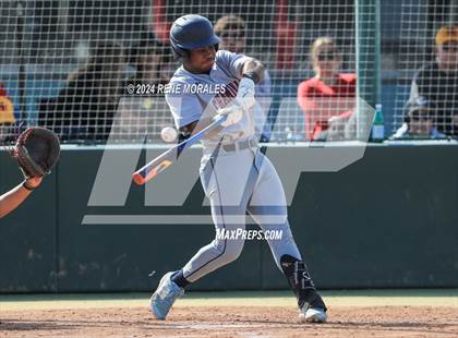Thumbnail 2 in Chaminade vs Harvard-Westlake photogallery.