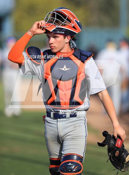 Thumbnail 3 in Chaminade vs Harvard-Westlake photogallery.