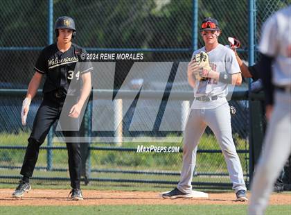 Thumbnail 2 in Chaminade vs Harvard-Westlake photogallery.