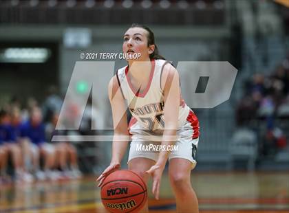 Thumbnail 2 in Richfield vs. South Sevier (UHSAA 3A Consolation Semifinal) photogallery.