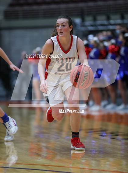 Thumbnail 3 in Richfield vs. South Sevier (UHSAA 3A Consolation Semifinal) photogallery.