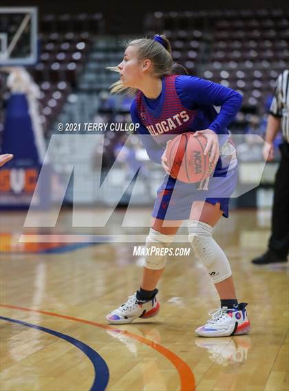 Thumbnail 1 in Richfield vs. South Sevier (UHSAA 3A Consolation Semifinal) photogallery.