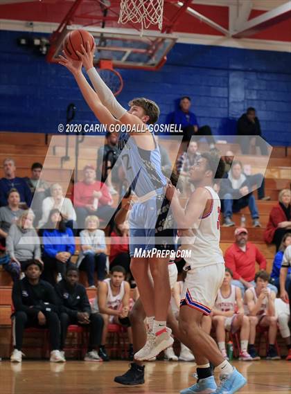 Thumbnail 1 in Cleveland @ West Carteret (NCHSAA 3A Round 1 Playoff) photogallery.