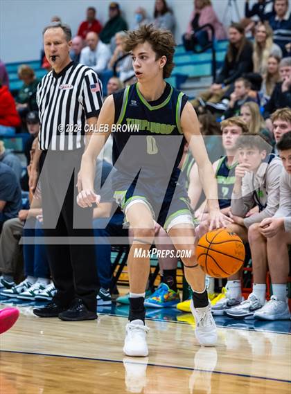 Thumbnail 2 in Timpanogos vs. East (Juan Diego's Eagle Holiday Shootout) photogallery.
