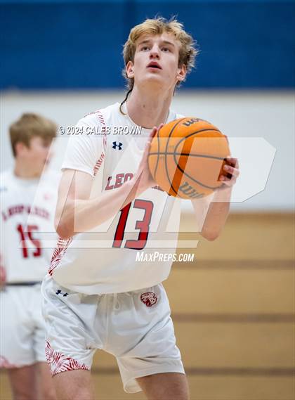 Thumbnail 3 in Timpanogos vs. East (Juan Diego's Eagle Holiday Shootout) photogallery.