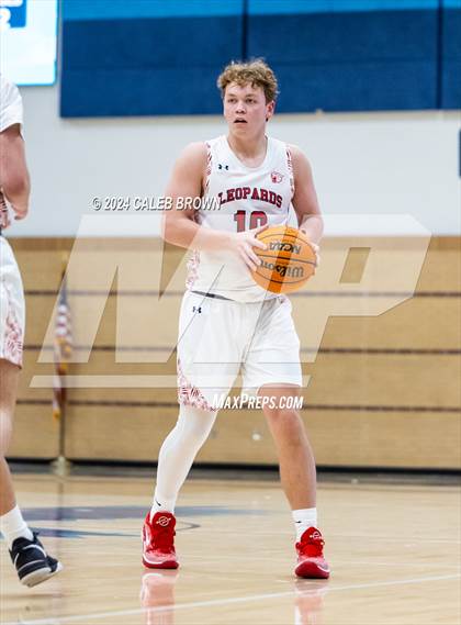 Thumbnail 3 in Timpanogos vs. East (Juan Diego's Eagle Holiday Shootout) photogallery.