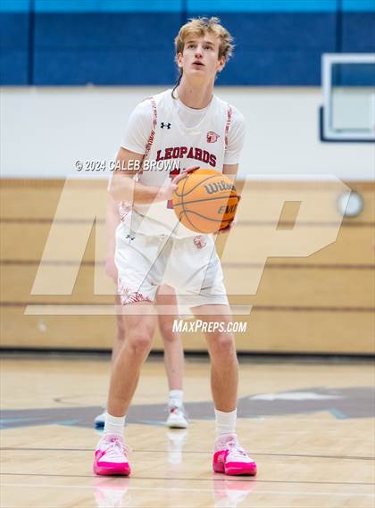 Thumbnail 3 in Timpanogos vs. East (Juan Diego's Eagle Holiday Shootout) photogallery.