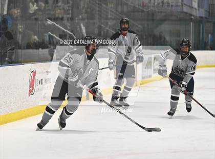 Thumbnail 1 in Indian Hills @ Wayne Knights photogallery.