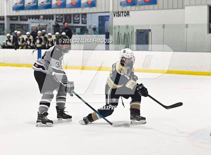 Thumbnail 3 in Indian Hills @ Wayne Knights photogallery.