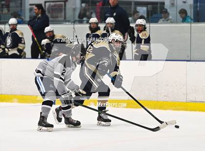 Thumbnail 3 in Indian Hills @ Wayne Knights photogallery.