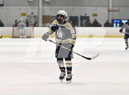 Thumbnail 1 in Indian Hills @ Wayne Knights photogallery.