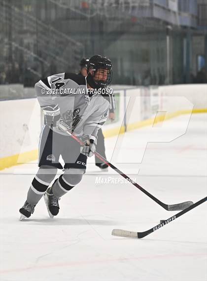 Thumbnail 2 in Indian Hills @ Wayne Knights photogallery.