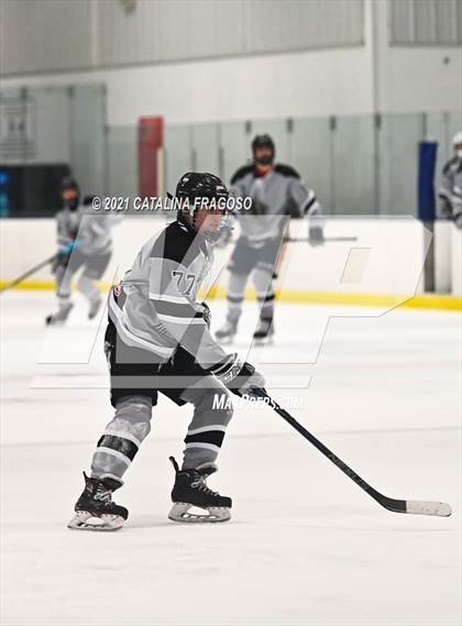 Thumbnail 3 in Indian Hills @ Wayne Knights photogallery.