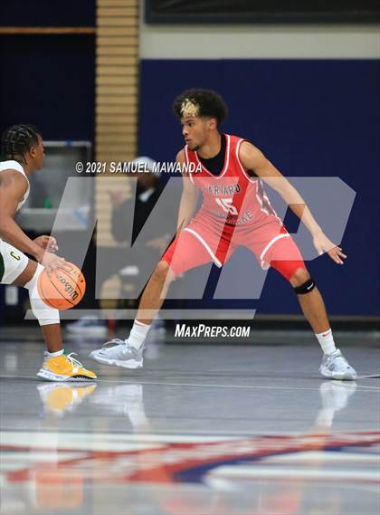 Thumbnail 1 in Harvard-Westlake vs Cajon (19th Annual Rose City Roundball classic Final) photogallery.