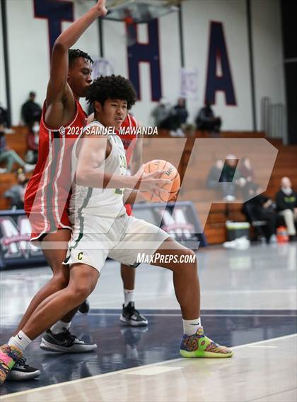 Thumbnail 2 in Harvard-Westlake vs Cajon (19th Annual Rose City Roundball classic Final) photogallery.