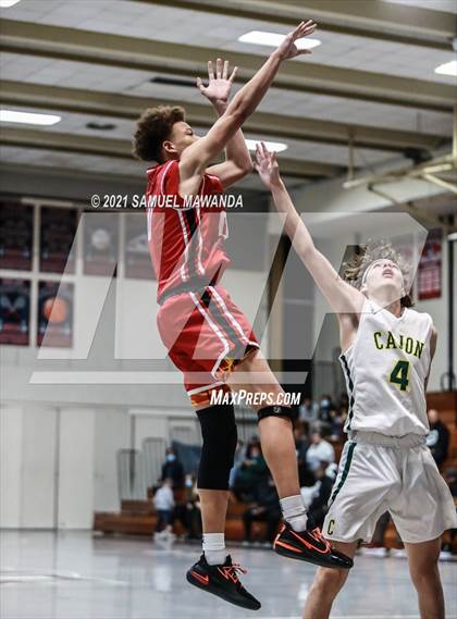 Thumbnail 1 in Harvard-Westlake vs Cajon (19th Annual Rose City Roundball classic Final) photogallery.