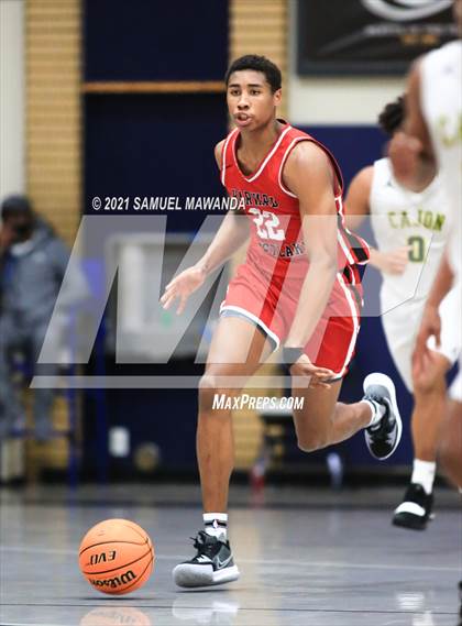 Thumbnail 3 in Harvard-Westlake vs Cajon (19th Annual Rose City Roundball classic Final) photogallery.