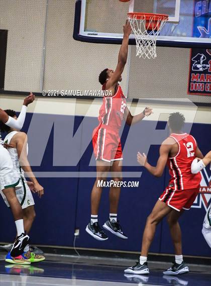 Thumbnail 2 in Harvard-Westlake vs Cajon (19th Annual Rose City Roundball classic Final) photogallery.