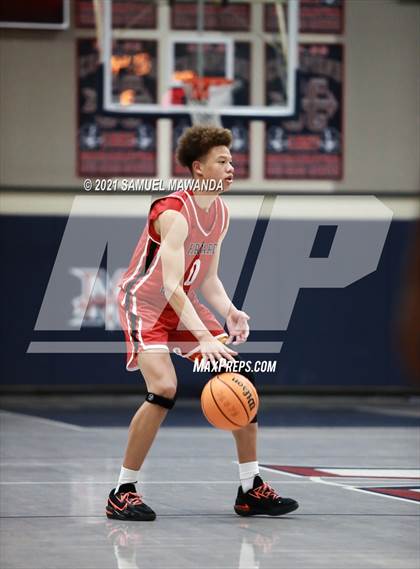 Thumbnail 1 in Harvard-Westlake vs Cajon (19th Annual Rose City Roundball classic Final) photogallery.