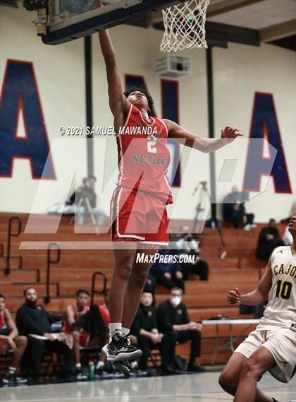 Thumbnail 2 in Harvard-Westlake vs Cajon (19th Annual Rose City Roundball classic Final) photogallery.