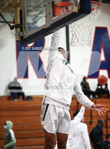 Thumbnail 1 in Harvard-Westlake vs Cajon (19th Annual Rose City Roundball classic Final) photogallery.