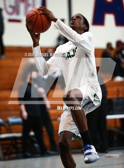 Thumbnail 1 in Harvard-Westlake vs Cajon (19th Annual Rose City Roundball classic Final) photogallery.