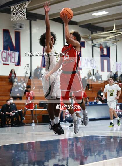 Thumbnail 1 in Harvard-Westlake vs Cajon (19th Annual Rose City Roundball classic Final) photogallery.