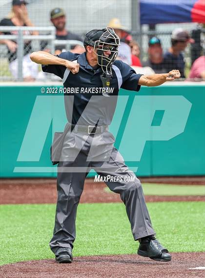 Thumbnail 2 in Rockwall @ Rockwall-Heath (UIL 6A Regional Final Game 3) photogallery.